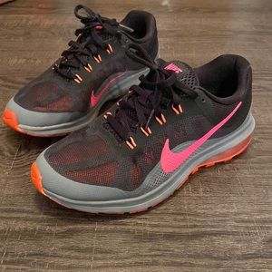 NIKE SNEAKERS 👟